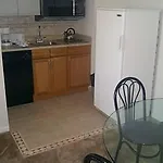 La Renaissance Suites