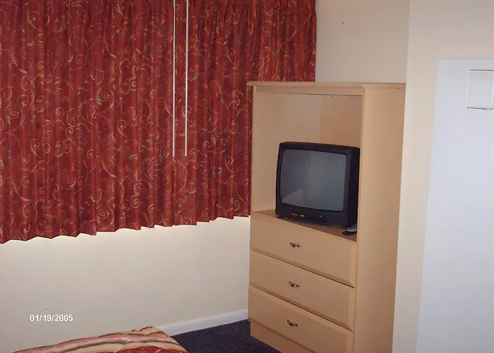 La Renaissance Suites