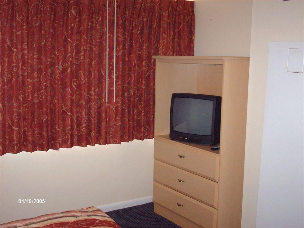 La Renaissance Hotel 2*